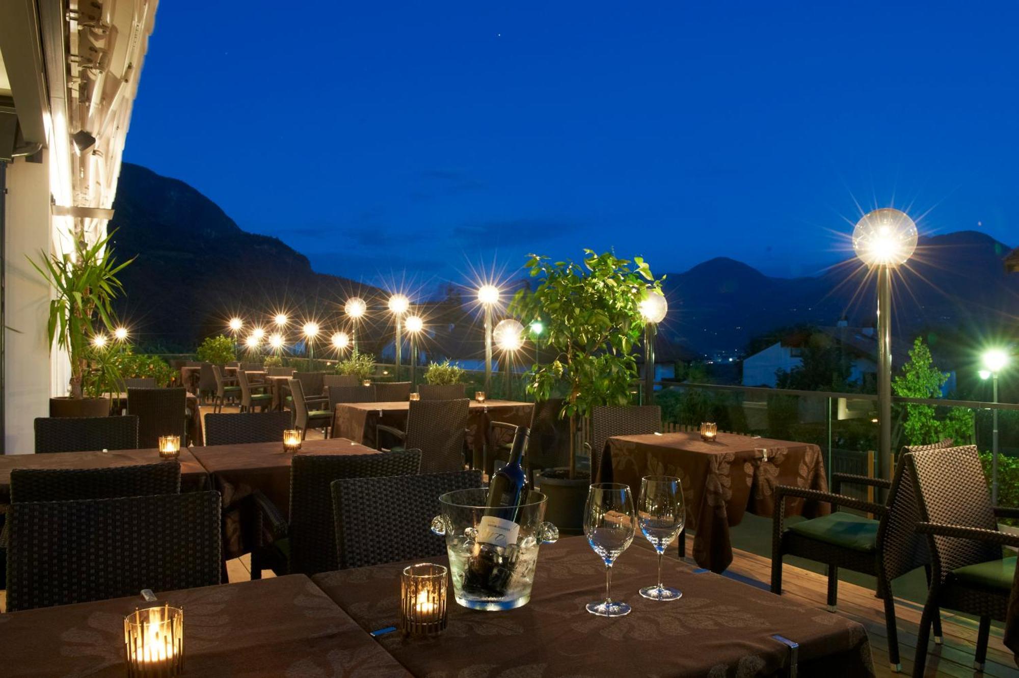 Ladurner Hotel
