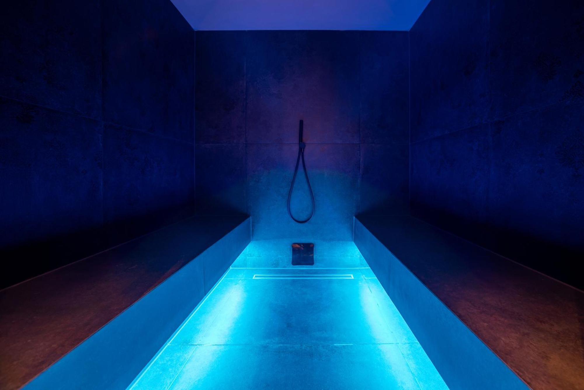 Ladurner Hotel 3*